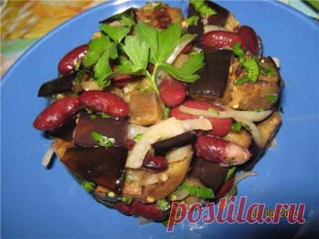 Баклажаны с фасолью