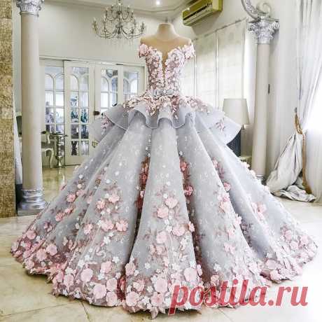 maktumangAngela (Via 3.0) #maktumang #fashion #design #debut #love #lace #flowers #gown