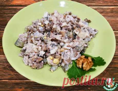 Салат из куриной грудки с грецкими орехами – кулинарный рецепт
