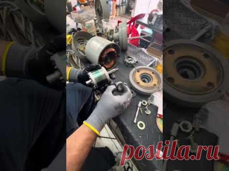 Cómo cambiar los baleros a un motor de máquina de coser industrial