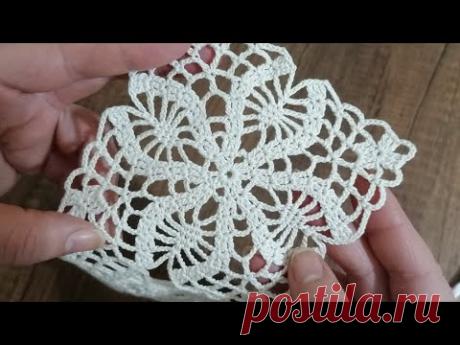 Tığ işi örgü masa örtüsü runner modeli küçük badem desenli örgü