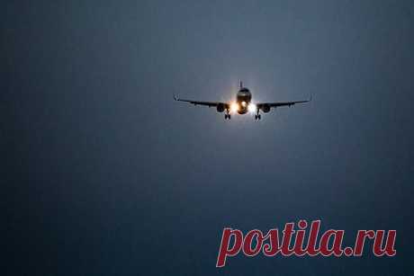 Самолет с россиянами на борту подал сигнал срочности в небе