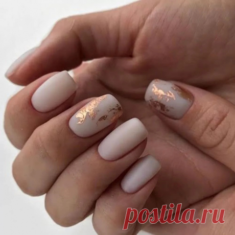 Светлый маникюр с золотом, маникюр минимализм - купить в Киеве | Tufishop.com.ua