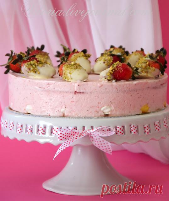 Торт мороженое "Клубничный"