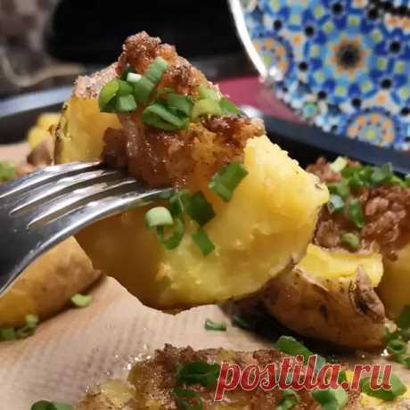 У меня сало зимой не переводится. Такую вкуснющую штуку с ним готовлю, пальчики оближешь. Есть можно килограммами