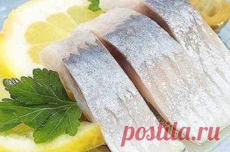Соленая сельдь и скумбрия