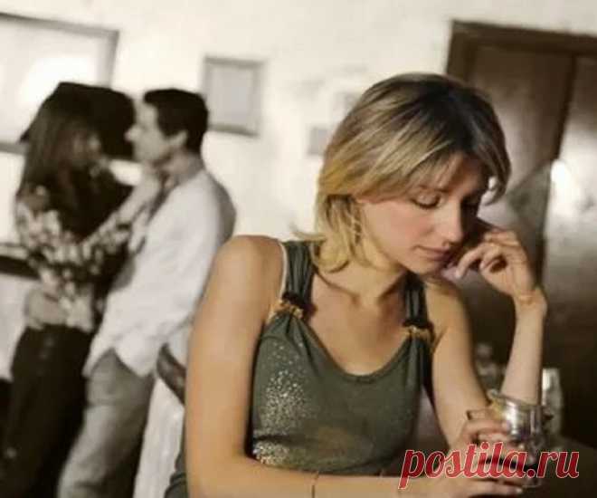 Заговор от любовницы: избавиться навсегда, чтобы муж забыл, возненавидел ЗАГОВОР ОТ СОПЕРНИЦЫ КОТОРЫЙ ДЕЙСТВУЕТ СРАЗУ Лучший заговор чтобы соперница отстала и проиграла читать можно самостоятельно на расстоянии от конкурентки в любовных делах. Заговор на соперницу начнет действовать сразу по завершению простого обряда в домашних условиях