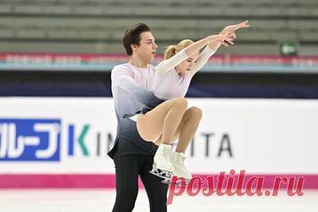 Украинские фигуристы согласились поговорить на русском на чемпионате Европы. Украинские фигуристы Виолетта Серова и Иван Хобта согласились дать интервью на русском языке на чемпионате Европы, который проходит в финском Эспоо. Журналистка спросила у спортсменов, на каком языке они готовы поговорить. «Можете говорить на английском, украинском, русском языке — как удобно», — заявил Хобта.