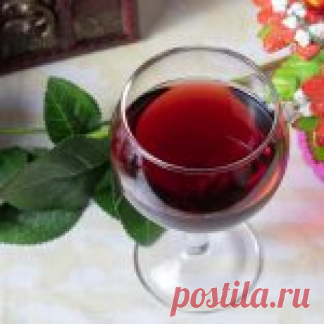 Домашнее вино из листьев винограда или вишни