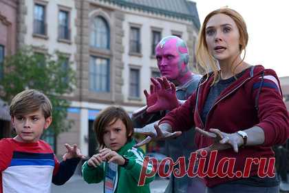 Названы лучшие фильмы и сериалы 2021 года. Агрегатор рецензий Rotten Tomatoes назвал лучшие фильмы и сериалы 2021 года. Список главных шоу возглавил проект «Ванда/Вижн». В десятку также вошли сериалы «Убийства в одном здании», «Мейр из Исттауна», «Локи», «Хитрости», «Тед Лассо», «Неуязвимый», «Наследники» и «The Beatles: Возвращение».