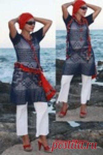 Платье-туника в филейной технике.