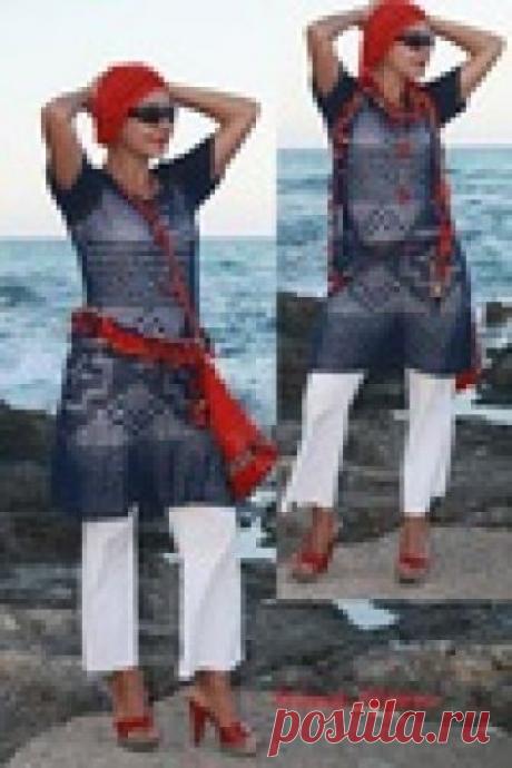 Платье-туника в филейной технике."Лето в синих тонах"...