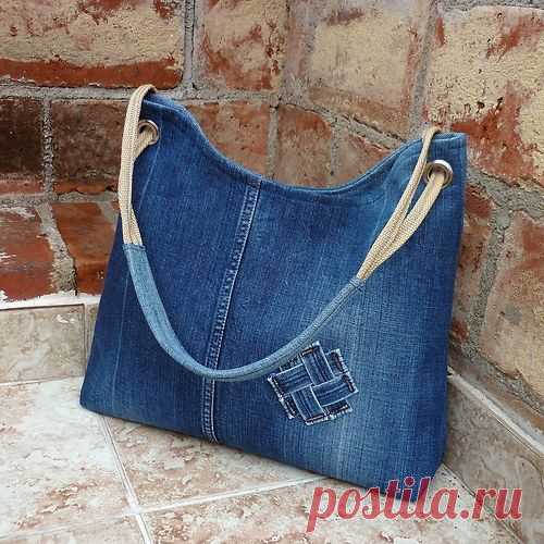 Очень много идей сумок из джинса
