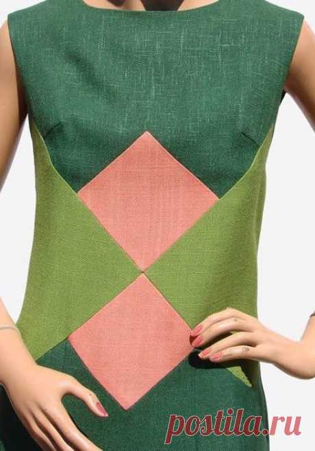 Barkcloth quilt perhaps from the early 1950s Post-war style was more than just chartreuse. The perfect fifties color palette featured greens from acid yellow to dark hunter green played against…