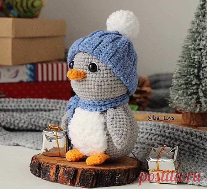PDF Пингвин крючком. FREE crochet pattern; Аmigurumi toy patterns. Амигуруми схемы и описания на русском. Вязаные игрушки и поделки своими руками #amimore - маленький пингвин, пингвинята, пингвинчик, пингвинёнок.