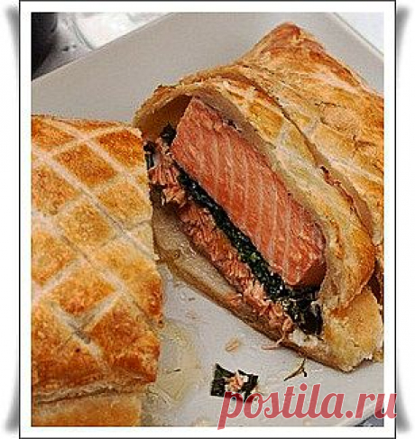 Лосось запеченный в тесте.