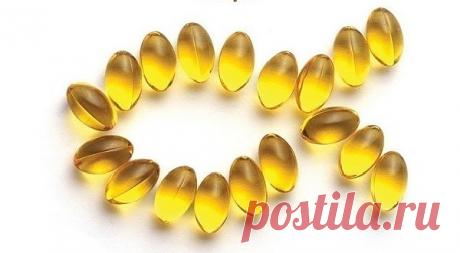 РЫБИЙ ЖИР. ЗАЧЕМ ЕГО УПОТРЕБЛЯТЬ

ЗАЧЕМ ТАК НЕОБХОДИМО УПОТРЕБЛЯТЬ РЫБИЙ ЖИР?

Начните употреблять и вы не пожалеете!

№ 1: По некоторым известным причинам, рыбий жир способствует сжиганию жировых отложений

Во-первых, рыбий жир содержит незаменимые жиры, поскольку он состоит из жирных кислот Омега-3. Незаменимые жиры – это такие жиры, которые организм не может вырабатывать самостоятельно, и они должны поступать в наш организм с пищей. Незаменимые жиры очень важны для норм...