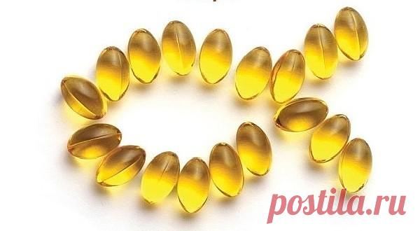 РЫБИЙ ЖИР. ЗАЧЕМ ЕГО УПОТРЕБЛЯТЬ

ЗАЧЕМ ТАК НЕОБХОДИМО УПОТРЕБЛЯТЬ РЫБИЙ ЖИР?

Начните употреблять и вы не пожалеете!

№ 1: По некоторым известным причинам, рыбий жир способствует сжиганию жировых отложений

Во-первых, рыбий жир содержит незаменимые жиры, поскольку он состоит из жирных кислот Омега-3. Незаменимые жиры – это такие жиры, которые организм не может вырабатывать самостоятельно, и они должны поступать в наш организм с пищей. Незаменимые жиры очень важны для норм...