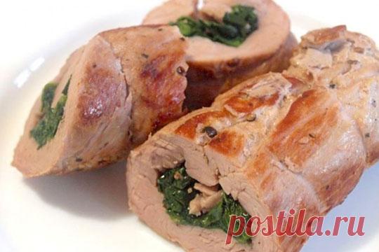 Рулет из свиной вырезки со шпинатом — Готовим дома