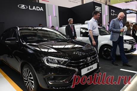 Управделами президента начало закупки Lаda для чиновников