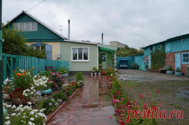 Всё лето не публиковал снимки. Родственники и друзья беспокоились-что случилось? Жизнь не остановилась. Просто из за проблем со здоровьем и другими причинами не было возможности делиться событиями.Частично решил исправить ситуацию подборкой летних фото.