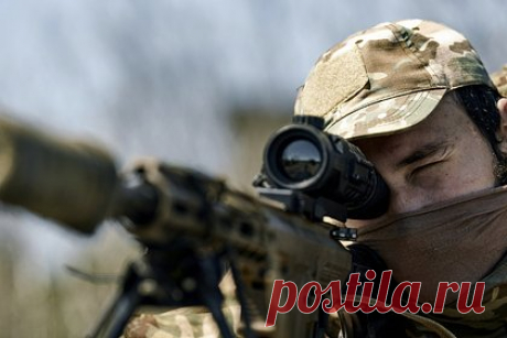Украину заподозрили в охоте на ведьм. Обвинения в госизмене на Украине зачастую могут быть необоснованными и скрывать политическую борьбу за власть. «Они опасаются, что обыск может быть связан с политиканством или личной неприязнью, или попытками скрыть коррупцию и правонарушения», — говорится в публикации Politico.