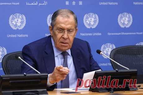 Лавров пообещал независимость России от расистов. Россия будет развиваться так, чтобы не зависеть от расистов в западных элитах, пообещал министр иностранных дел Сергей Лавров. Он заявил, что страна «будет развиваться так, чтобы не зависеть ни от каких расистов», а зависеть от себя и от тех, кто полагается на Россию.
