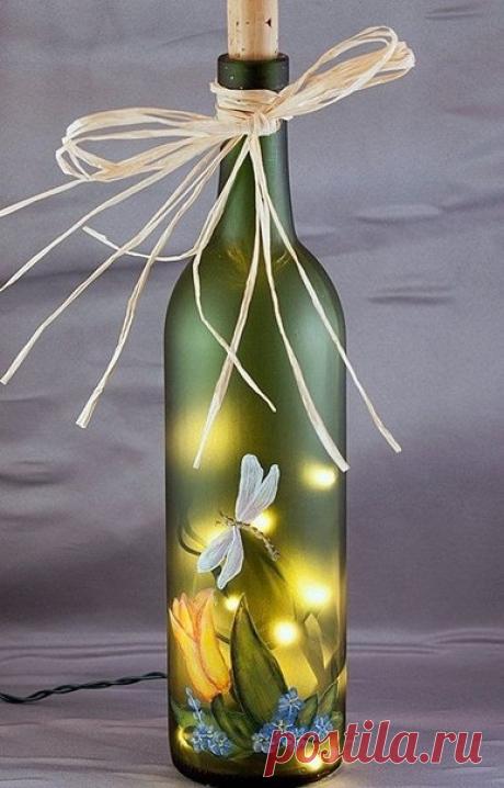 Освещение из бутылок и гирлянд