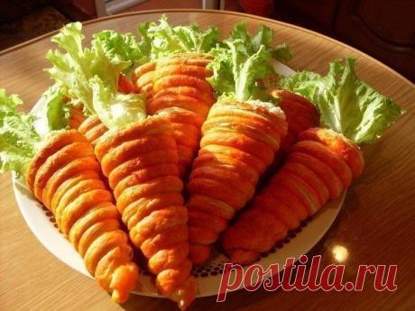 Салат в морковках из слоеного теста / Изысканные кулинарные рецепты