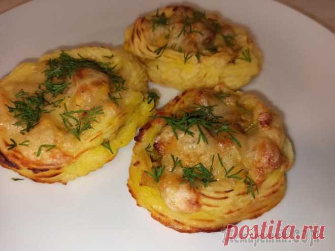 Картофельные гнёзда с курицей и грибами