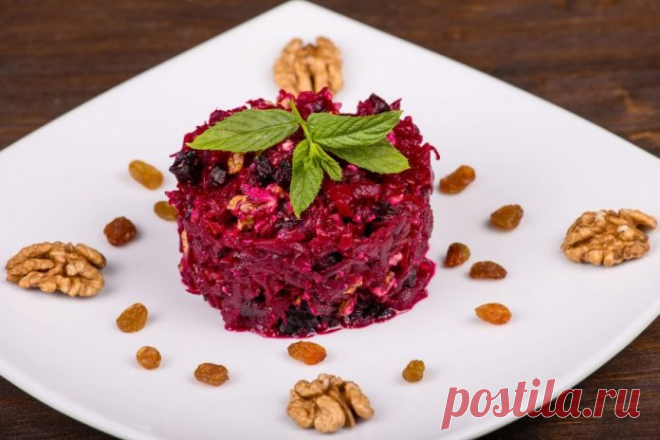 Свекольно-сырный салат: полезная вкуснотища