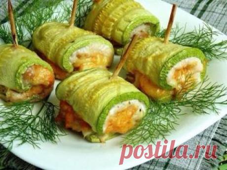 Рулетики из кабачков с курицей