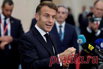Бывший премьер Франции призвал Макрона уйти в отставку
