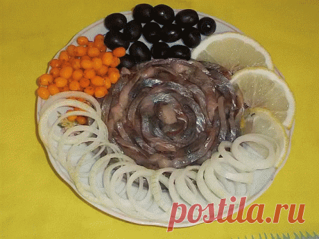 Селёдка на праздничный стол!
Идея нарезки селедки на заметку