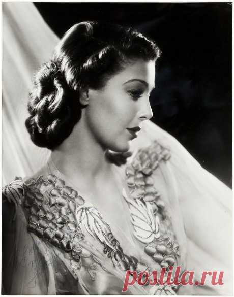 Лоретта Янг Loretta Young