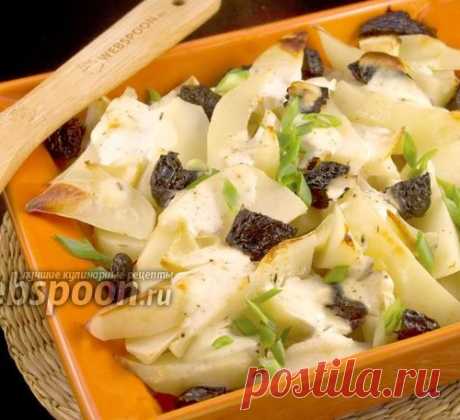 Картофель с черносливом в духовке