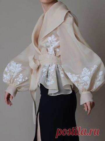Объемные рукава: идеи для вдохновения

#вдохновение