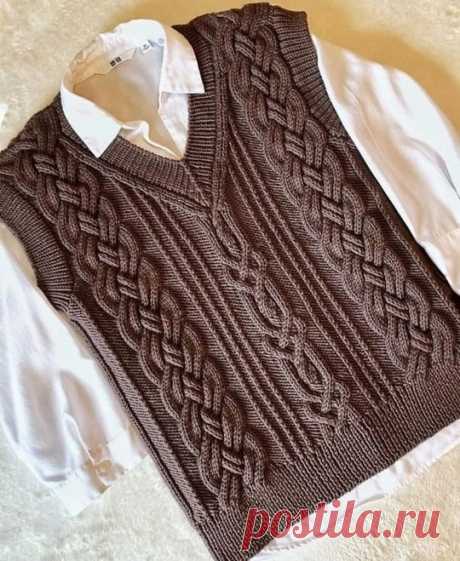 Жилет с потрясающими косами и аранами Автор описания helen denis *Жилет связан для женщины, но идея, в целом, подойдет и для мужчины или ребенка.На размер S (при ширине жилета 42 см) понадобится 8,5 мотков пряжи Merino Love (100% шерсти, 90мет/50г). Спицы №5,5, №3 и №3,5.Если вас интересует больший размер, то добавьте справа...