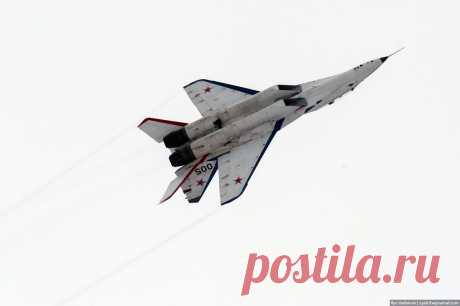 МИГ-29, полет в стратосферу / livejournal.com / Surfingbird.ru