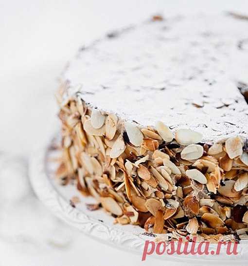 АГНЕС БЕРНАУЭР — САМЫЙ ВКУСНЫЙ ТОРТ В МИРЕ
vk.com/tort_recepty

Еще один рецепт очень оригинального немецкого торта под названием Агнес- Бернауэр или Agnes-Bernauer, который можно продегустировать только в кондитерской Krёnner немецкого городка Штраубинга, именно они считают этот торт своей визитной карточкой, и жители, и гости Германии могут полакомиться этим замечательным десертом только там. Замечательный, элегантный торт — с ума можно сойти от миндаля и кофейного аромата.
Показать полностью…