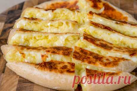 Patatesli Kaşarlı Bazlama Tarifi, Nasıl Yapılır? (Videolu) - Yemek.com