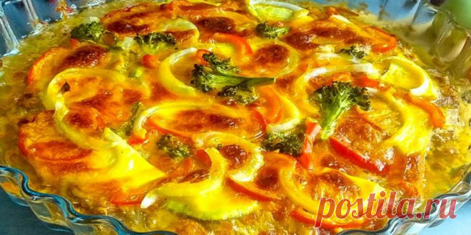 Запеканка с фаршем, брокколи и кабачком.