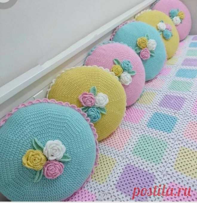 Подушечки для детской или девичьей спаленки