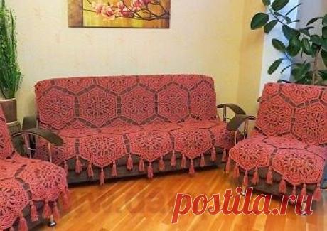 Вязаное покрывало на диван.