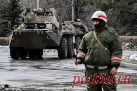 Минобороны заявило об установлении полного контроля над Изюмом. Вооруженные силы России к утру 24 марта полностью взяли под контроль город Изюм Харьковской области. Об этом сообщил журналистам официальный представитель Минобороны России генерал-майор Игорь Конашенков. По его словам, вечером 23 марта и ночью 24 марта по украинским военным объектам нанесли удары.