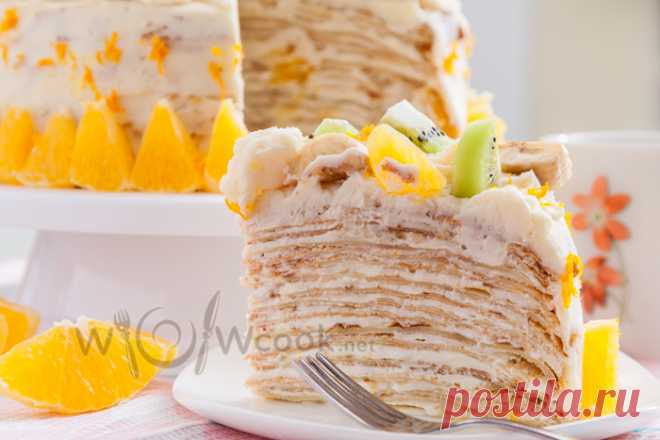 Сладкий блинный торт со сметанным кремом и фруктами Как приготовить вкусный сладкий блинный торт в домашних условиях.
Сегодня мы с Вами приготовим вкусный торт из блинов со сметанным кремом и фруктами. Этот рецепт блинного торта будет отличным решением…
