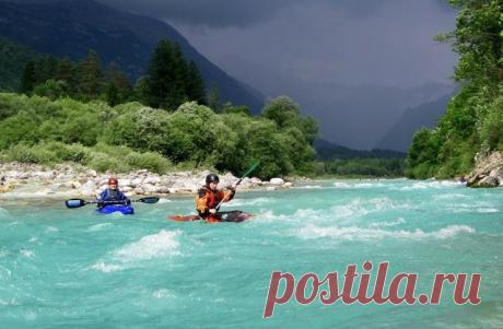 Река Соча: изумрудная красавица Словении Из живописной долины Трента, окруженной словенскими Альпами, берет свое начало удивительно красивая река Соча, которая по праву является одной из ярких природных достопримечательностей Италии и Словении. Ее длина равняется ста тридцати восьми километрам, при этом девяносто шесть...