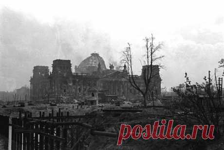 ФСБ рассекретила документы о бесчинствах военных США в Берлине в 1945 году