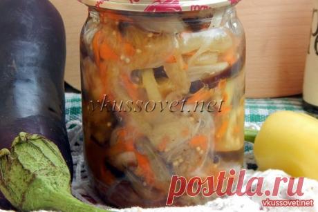 Баклажаны по-корейски готовятся легко и просто. Эту закуску, можно назвать и салатом, зимой очень популярен. Баклажаны, перец, лук, морковь нужно нарезать соломкой.