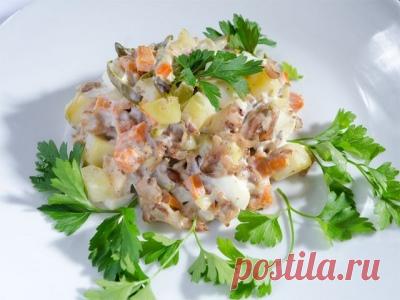 Рецепт: Салат столичный с курицей